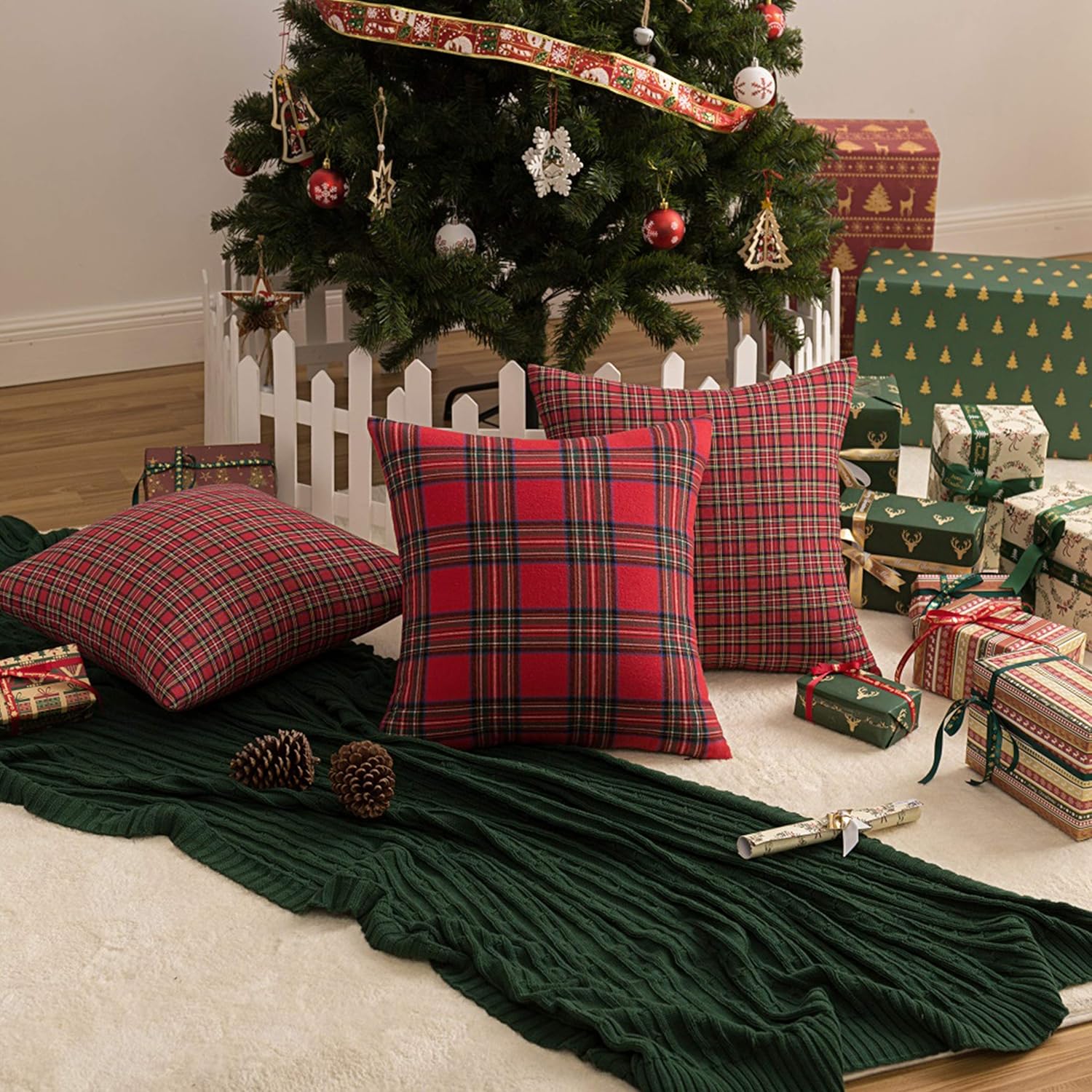 AQOTHES Pack of 2 Christmas Plaid Decorative Throw Pillow Covers – Scottish Tartan Cushion Cases for Farmhouse Home Holiday Décor, Red & Green (18 x 18 Inches)